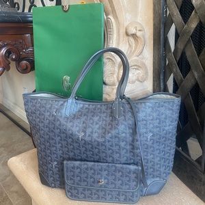 Grey goyard tote with pouch. Fresh from goyard
